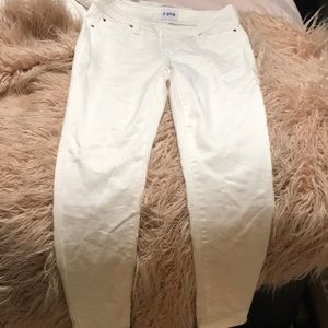 Cute white stretch ankle pants